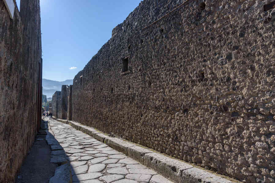 098 - Italia - Pompeya - parque arqueológico de Pompeya - calle.jpg
